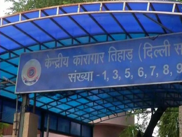 Nirbhaya case: तख्त और जल्लाद दोनों थे तैयार, दोषियों के वकील ने चली चार और फिर...