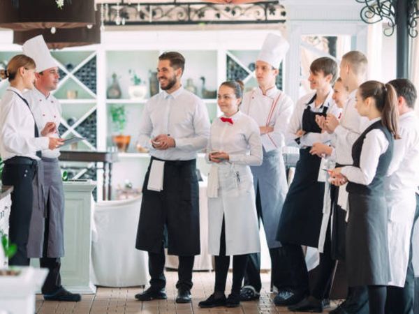 hotel management, hotel management course, career in hotel management,