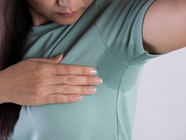 tips for excessive sweating In hindi. zyada paseena aane ke garelu upay