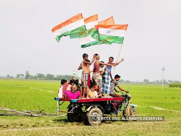 Ration will be given only on purchase of tricolour, the government has not issued any such order