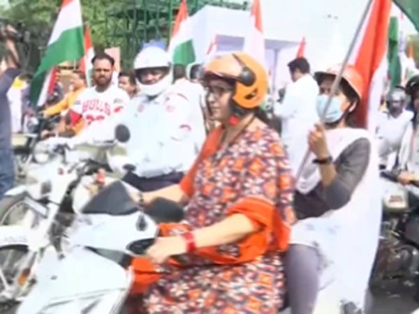 Delhi: Tiranga Bike Rally for MPs being taken out from Red Fort. The rally will end at Vijay Chowk near the Parliament
