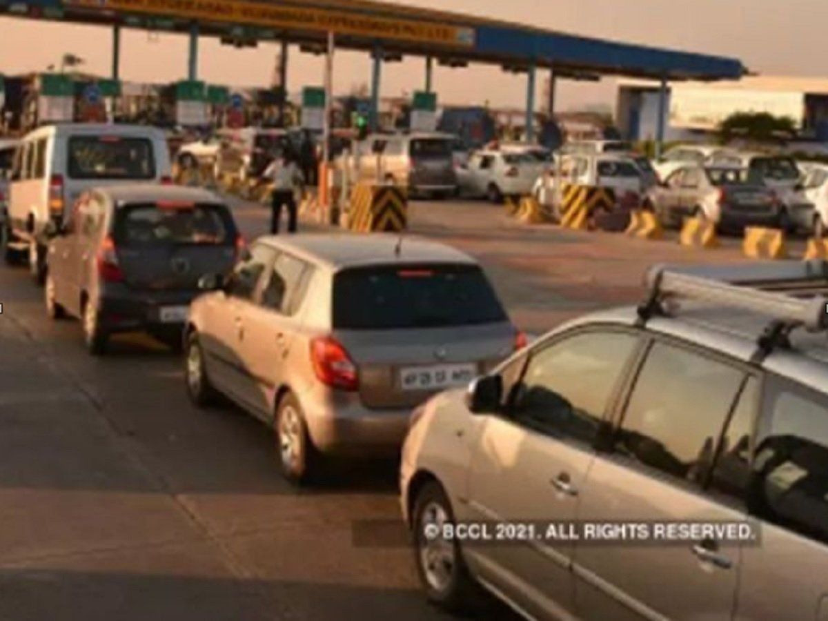 NHAI ने जारी की नई गाइडलाइंस, जानें कब आपको नहीं देना पड़ेगा टोल टैक्स