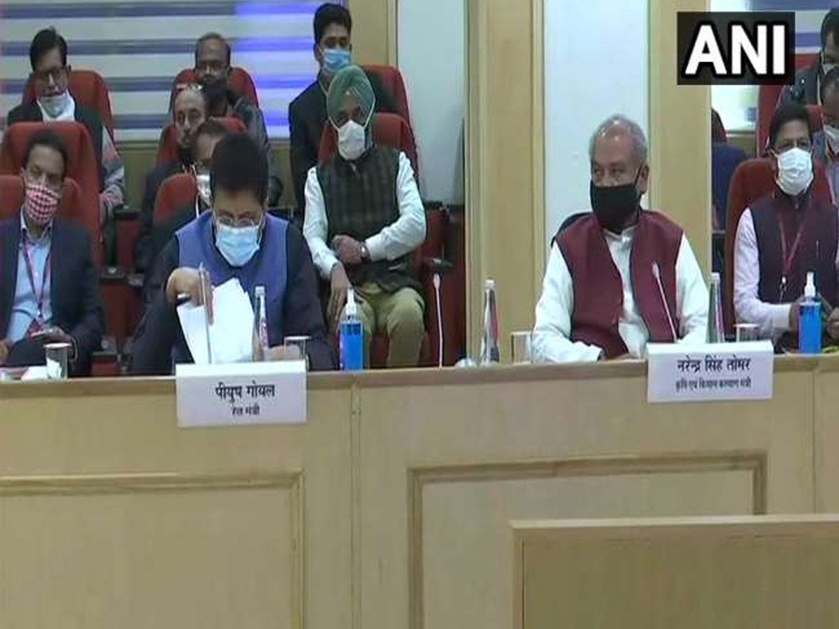 कल होगी किसान संगठनों के साथ सरकार की बातचीत, 9 दौर की वार्ता के बाद भी हल नहीं निकला