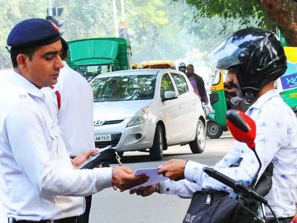 traffic challan delhi 