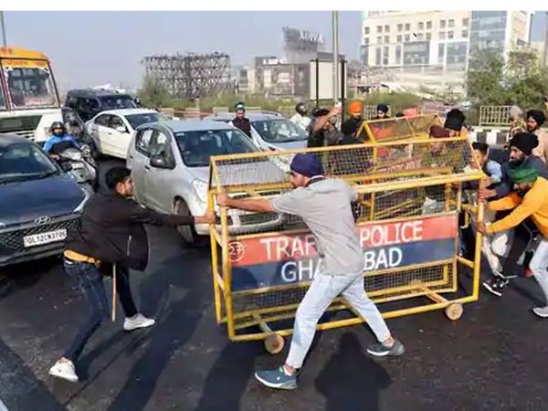 Chilla border and other routes shut as farmers stage sit in protest 