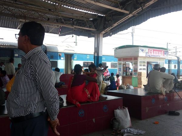 Railways canceled all train tickets booked before April 15, to get full refund