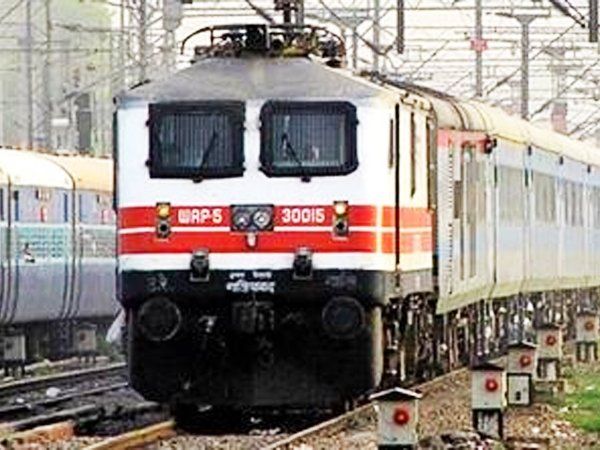 IRCTC Trains Cancelled List, 14 Feb: आज भी रद्द हैं कई ट्रेनें, सफर पर जाने से पहले यहां देखें पूरी लिस्ट