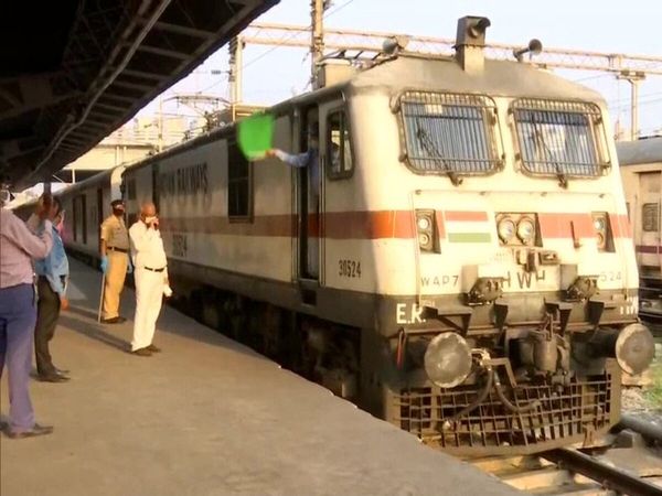 Kolhapur-Pune Passenger: