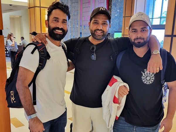 Dinesh Karthik (Left), Rohit Sharma (Centre) and Rishabh Pant