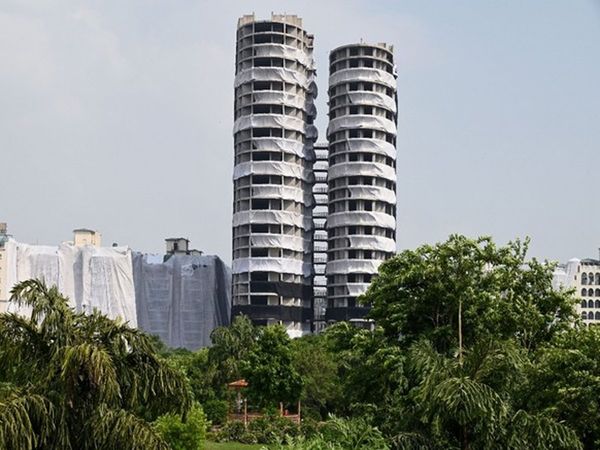 super tech twin tower demolish