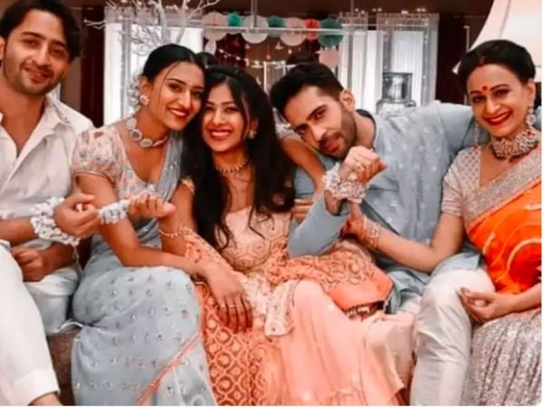  Kuch Rang Pyar Ke Aise Bhi 3