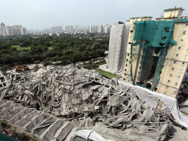 Twin Tower Demolition, Supertech CMD RK Arora, Noida Authority, Emerald Court. Apex Court