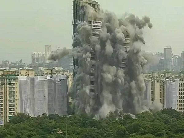 noida twin towers, supertech twin towers, supertech 