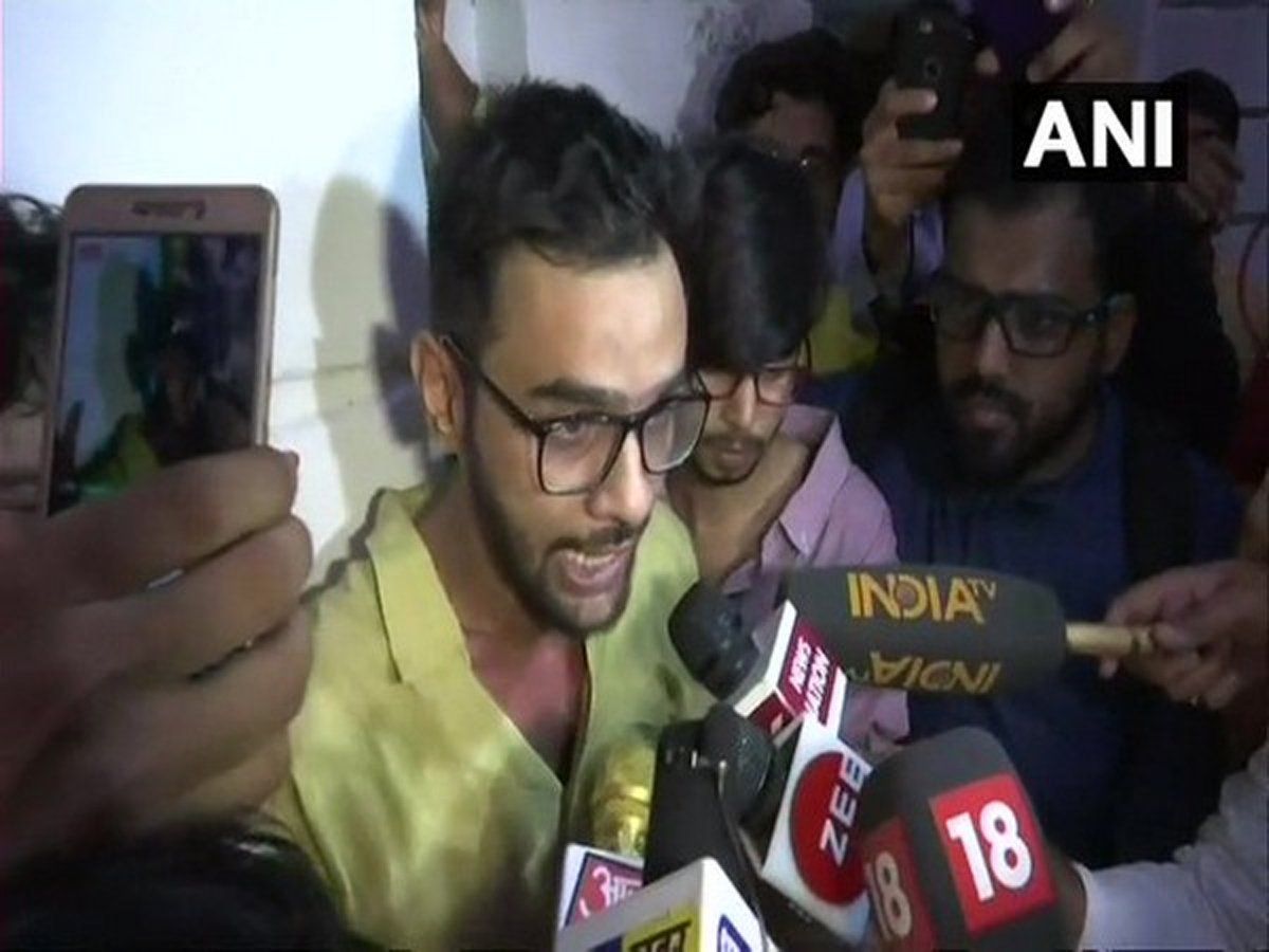 Delhi Violence: 10 दिनों की पुलिस कस्टडी में भेजा गया उमर खालिद, UAPA के तहत हुई है गिरफ्तारी