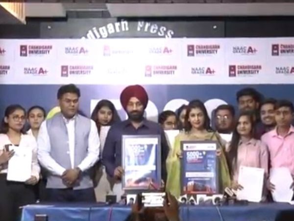 Chandigarh University Gharuan creates record by getting placed 5000 students