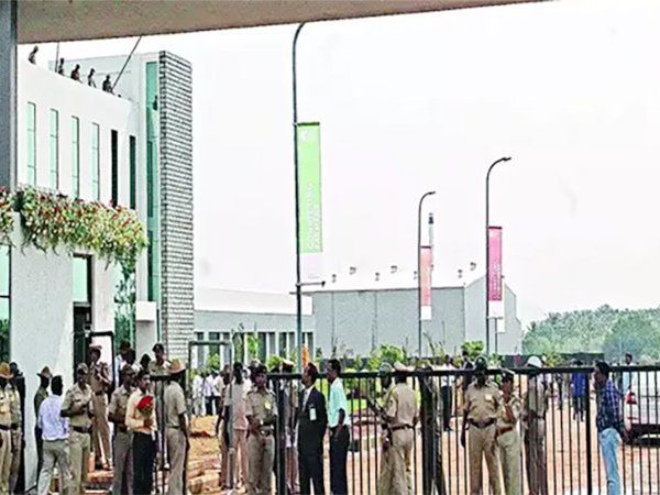 Dhanwantri Mega Health Park,UP government, Yogi Adityanath,योगी आदित्यनाथ,योगी सरकार