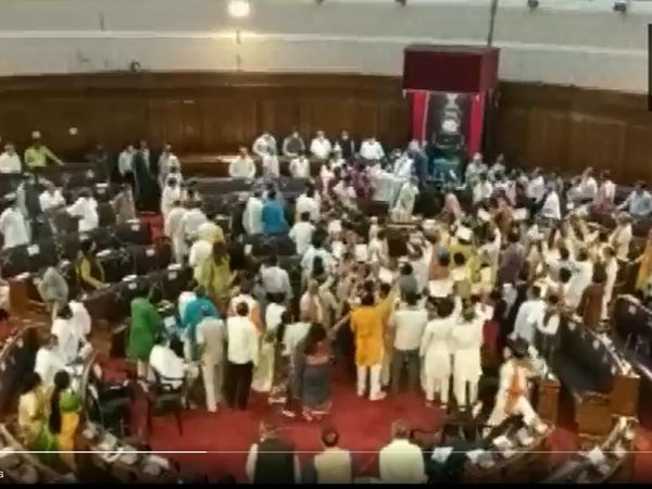 Opposition's uproar in West Bengal Assembly, protest against rigging and violence in civic elections, watch Video