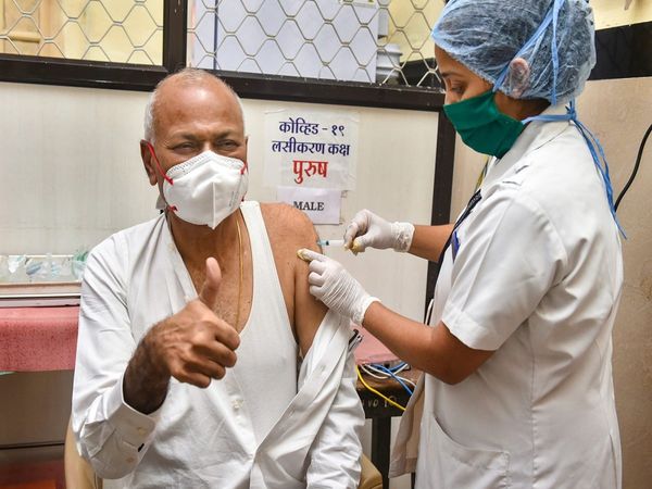 18 + Corona Vaccination: 1 मई से वैक्सीनेशन का महाअभियान, लेकिन राज्यों की परेशानी को 10 प्वाइंट्स में समझें