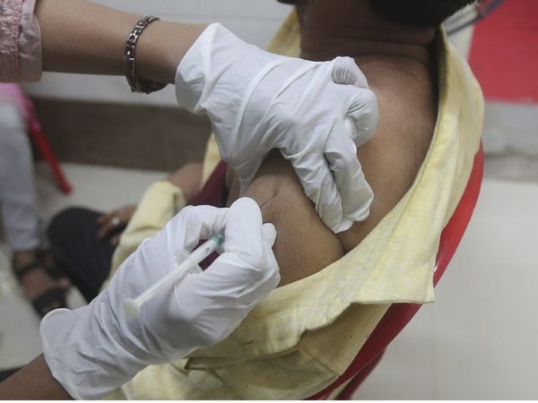 कोविड से उबर चुके लोगों के लिए वैक्‍सीन का महज एक डोज काफी!