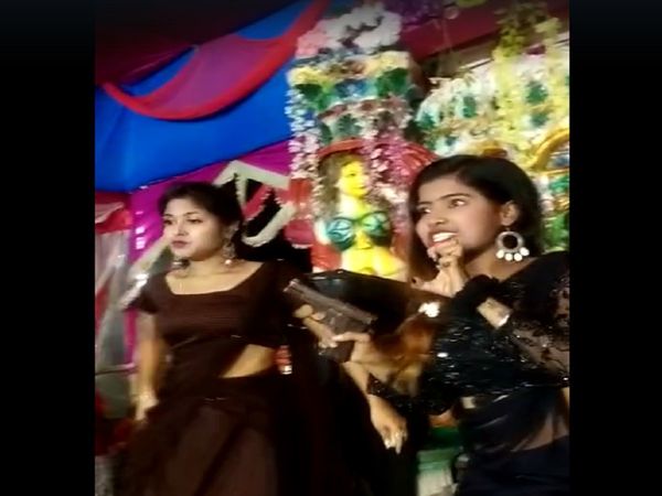 Bihar, Vaishali, Wedding, Dancer, Firing