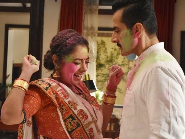 Anupamaa Confesses Her Love For Vanraj Everyone gets emotional TV Show Spoiler