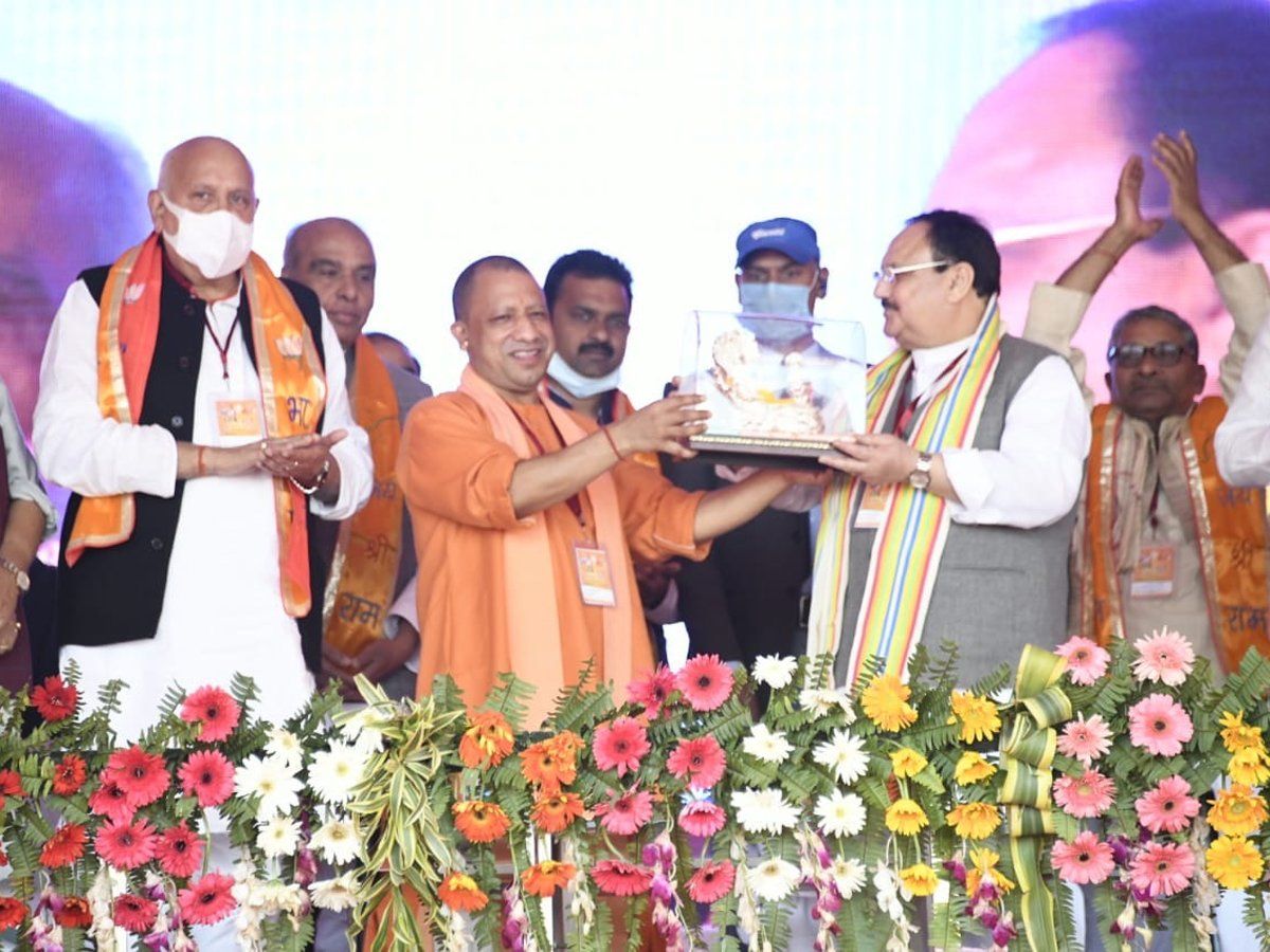 UP : वनटांगिया गांव में जेपी नड्डा ने लोगों से किया संवाद, बोले-नेतृत्व सही हो तो दिखता है विकास
