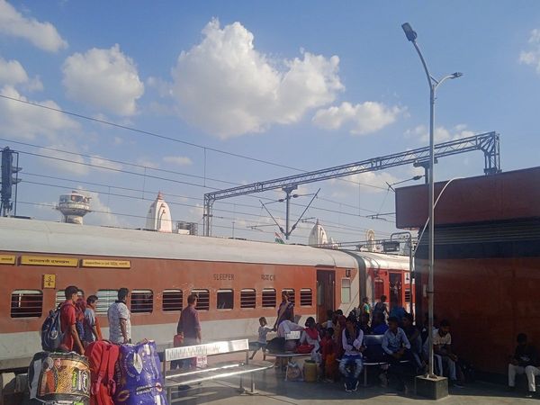 Udaipur City - Patliputra Humsafar Express will run again