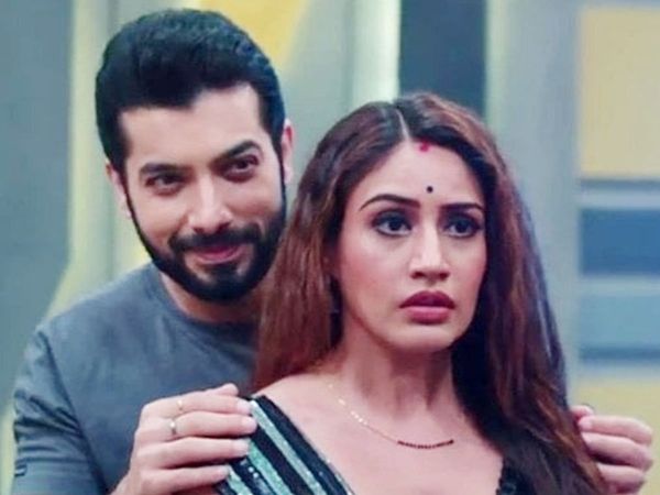 Naagin 5 Written Update 10 October 2020 love blossom between naagin and cheel Bani veer