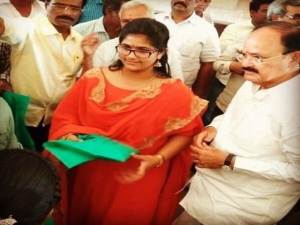 Vice-President Venkaiah Naidu's granddaughter Sushma gives Rs 50 lakh for treatment of kids by cutting wedding cost