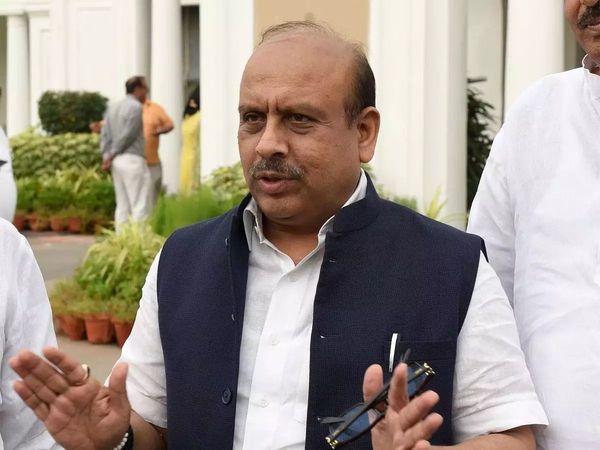 Delhi Assembly, BJP MLA, Vijender Gupta, Aam Aadmi Party