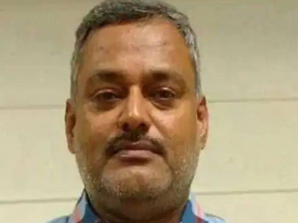 Kanpur: विकास दुबे के नाम पर दादागिरी करने की कोशिश, शख्स का ऑडियो क्लिप वायरल