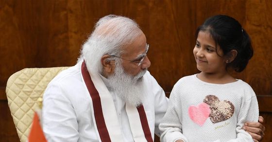10 year old girl met PM Modi, then father told the truth of viral picture, 10 year old meets PM Narendra Modi know the real raeson behind this meeting
