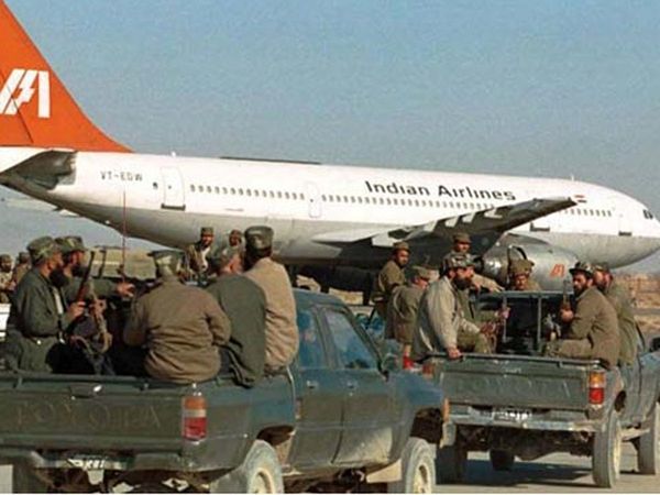 Terrorist involved in Kandahar plane hijack killed in Karachi, shot at home