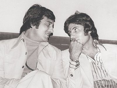Vinod Khanna Death Anniversary biography films career graph looks unknown facts Vinod Khanna Death Anniversary biography films career graph looks unknown facts