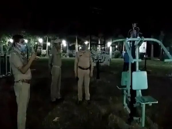[Video] पार्क में 'भूत' की एक्‍सरसाइज के वायरल वीडियो का सच आया सामने, सुनकर छूट जाएगी हंसी