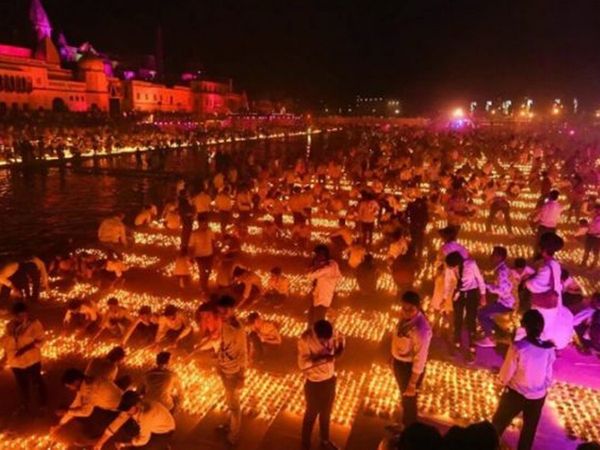 Deepotsav 2020 in Ayodhya, Over 10 Lakh Devotees Lit Virtual Lamps