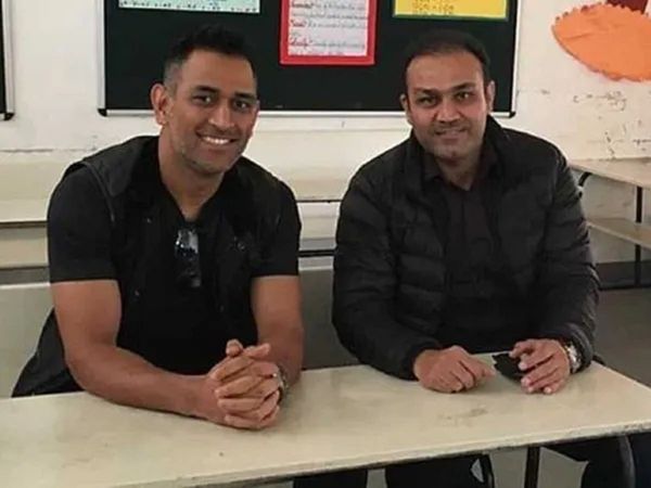 ms dhoni and virender sehwag