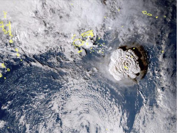 क्‍या आपने देखा है समुद्र के अंदर कैसे फटता है ज्‍वालामुखी, कैमरे में कैद हुआ खौफनाक मंजर