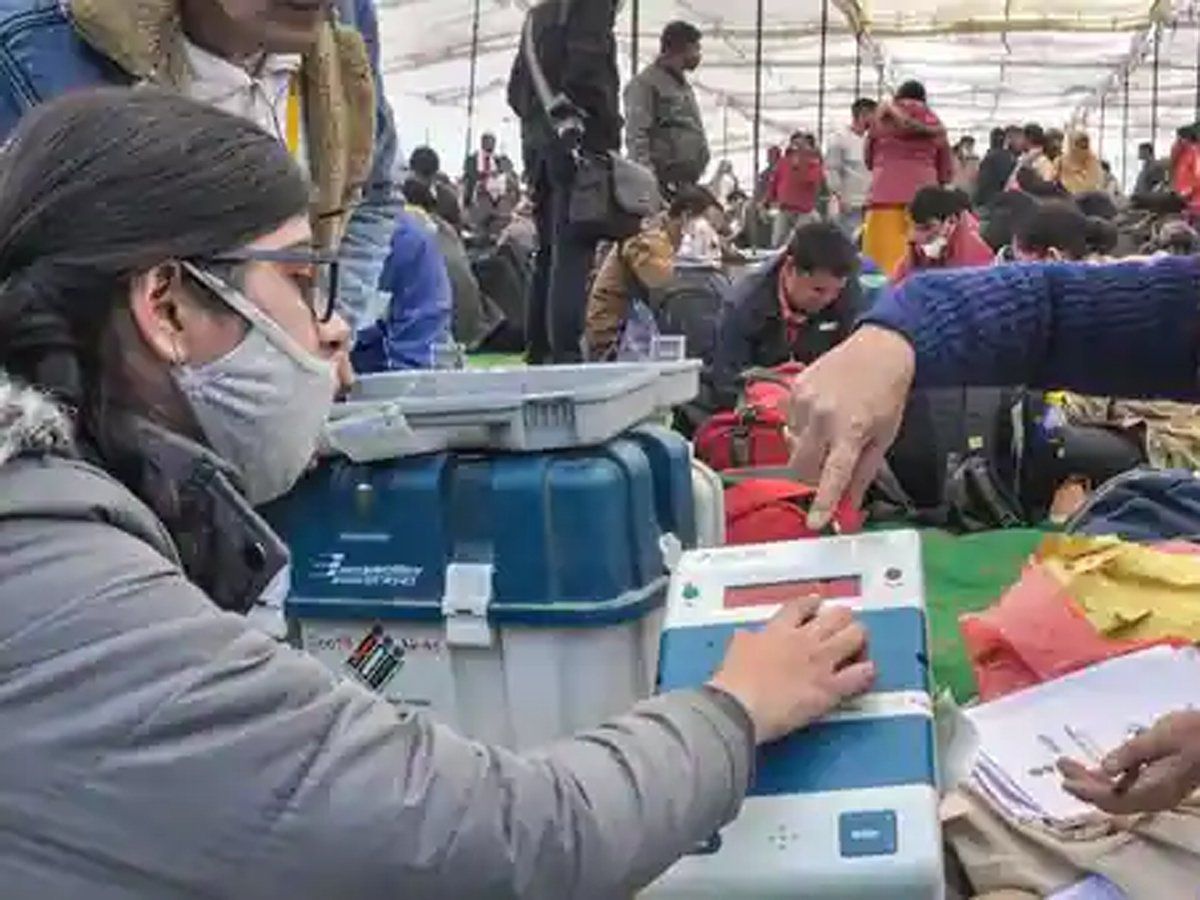 UP Elections 2022 : यूपी चुनाव में ऐसे बढ़ेगी वोटिंग! लखनऊ के प्राचार्य ने निकाला नायाब तरीका
