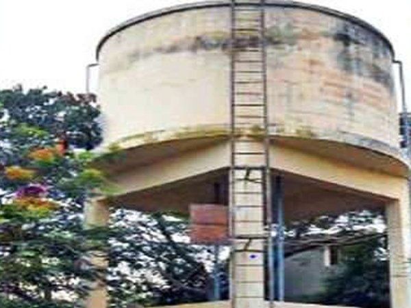 Jaipur: जब 'शोले' के धर्मेंद्र की तरह पानी की टंकी पर चढ़ गईं गर्ल्स स्टूडेंट्स