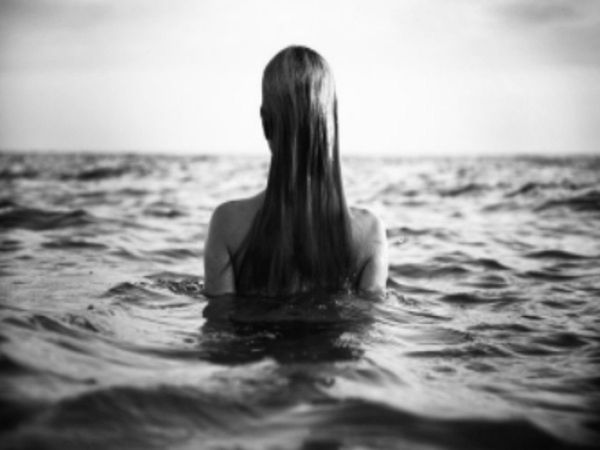 Girl came to India from Bangladesh by swimming to marry BF