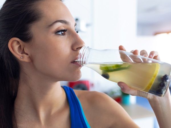 What Is Water Fasting, What Is Water Fasting And Its Benefits, Water Fasting Drawback, Water Fasting, क्या है वाटर फास्टिंग, क्या है वाटर फास्टिंग औऱ इसके फायदे, वाटर फास्टिंग से पहले क्या करें, किसे नहीं करना चाहिए वाटर फास्टिंग