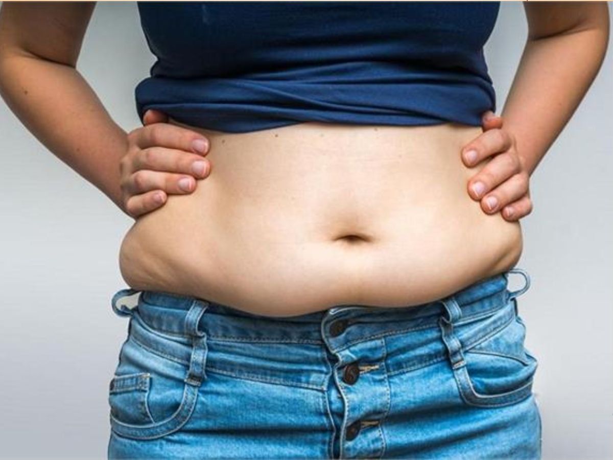 Reduce Belly Fat Tips: पेट के मोटापे से पाना चाहते हैं छुटकारा तो रोज पिएं ये जूस, बस बरतें सावधानी