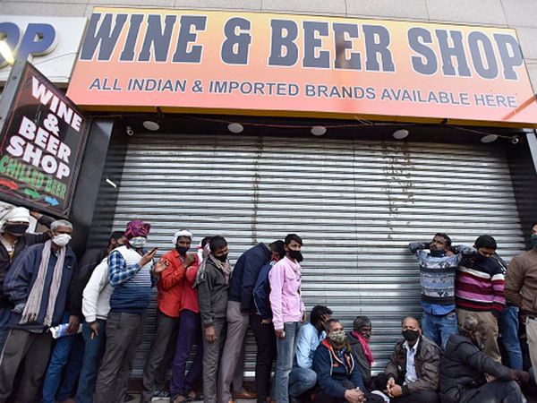  NCR liquor sale drops due to Delhi