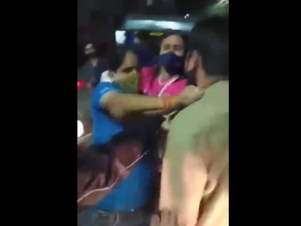 Woman slaps and punches a cab driver in Delhi, social media user said - police should take strict action