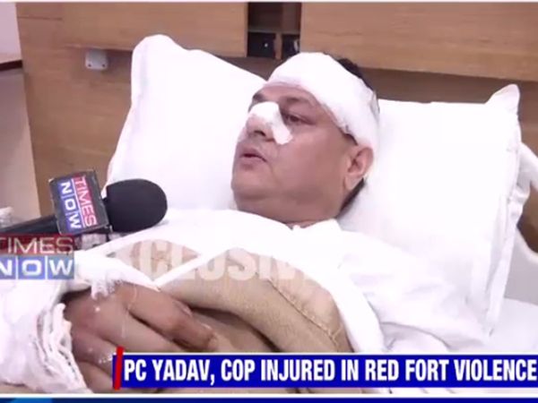  Delhi police SHO recounts horrific attack on police on Red Fort