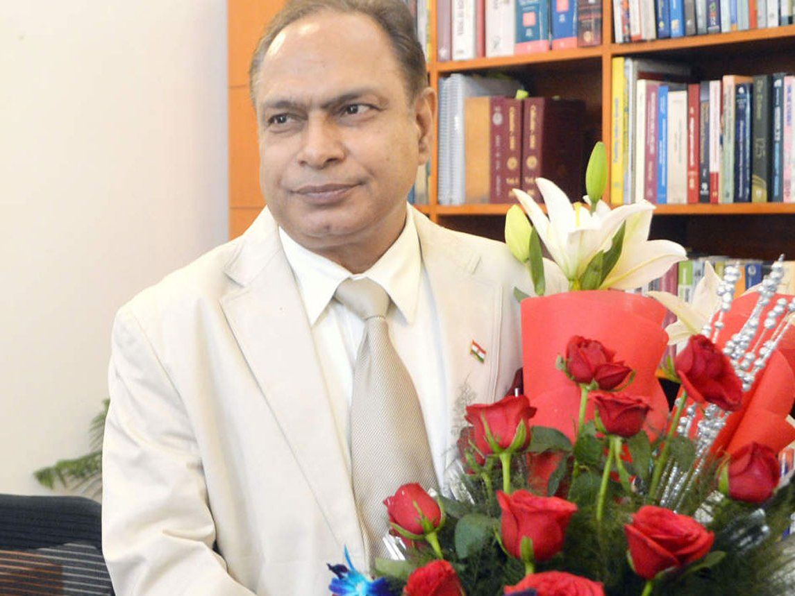 DU VC:राष्ट्रपति के आदेश पर दिल्ली विश्वविद्यालय के कुलपति योगेश त्यागी सस्पेंड