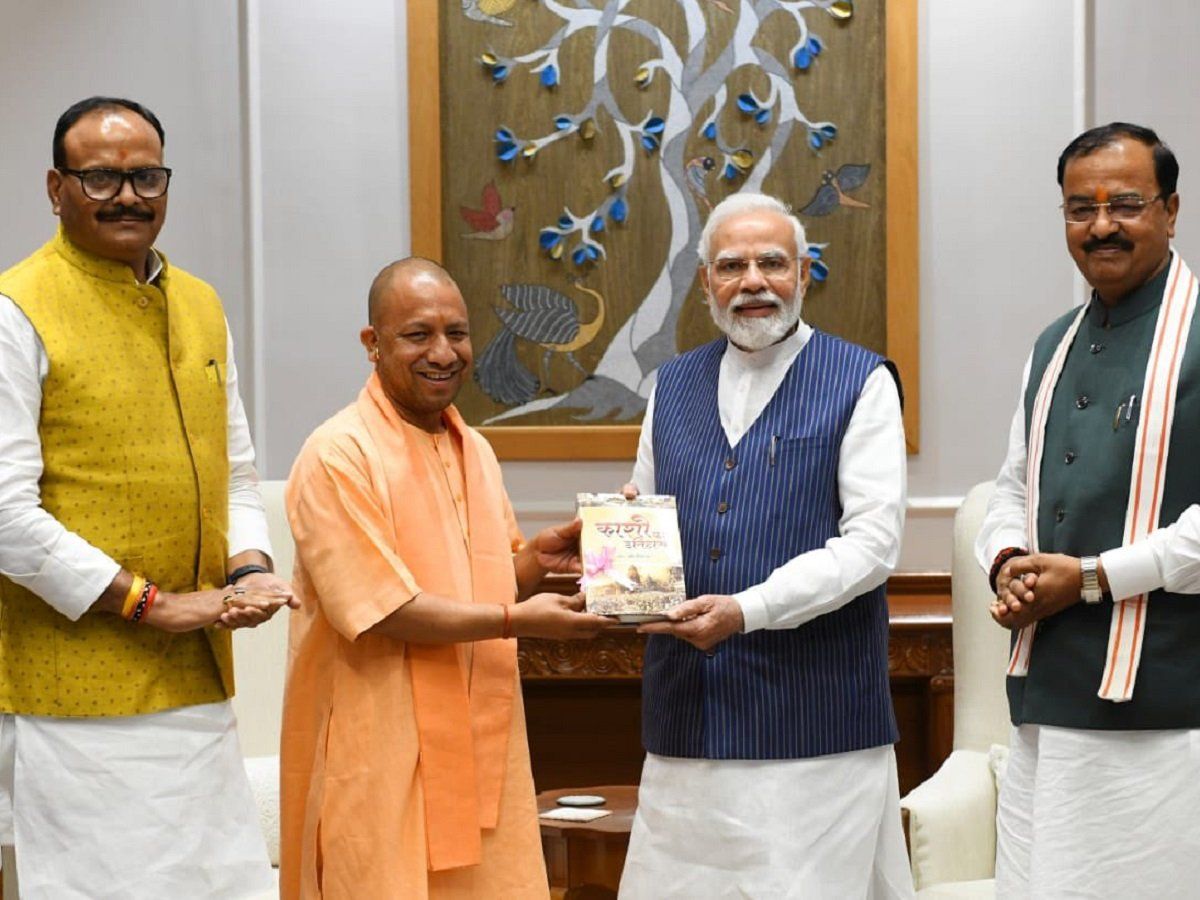 राष्ट्रपति, PM मोदी और अमित शाह से मिले CM योगी आदित्यनाथ, डिप्टी CM केशव मौर्य और ब्रजेश पाठक भी रहे साथ