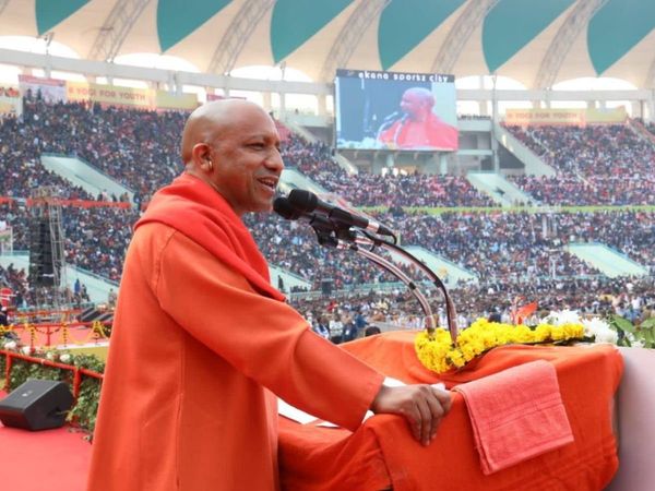 Free Laptop and smartphone scheme