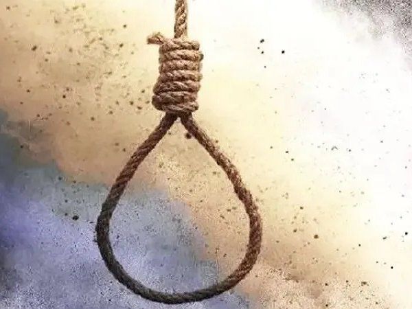 Mumbai : फेसबुक पर लाइव पर आकर आदिवासी युवक ने लाई फांसी, ऑनलाइन दोस्तों के सामने रोते हुए दे दी अपनी जान
